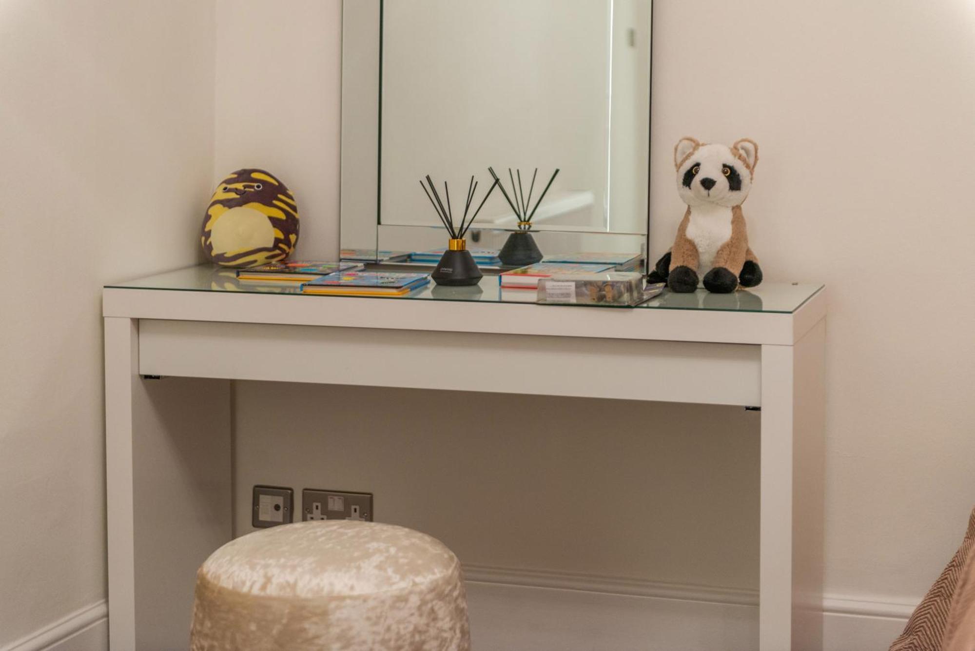 5H Modern Elegance 1-Bedroom City Living In Londra Dış mekan fotoğraf