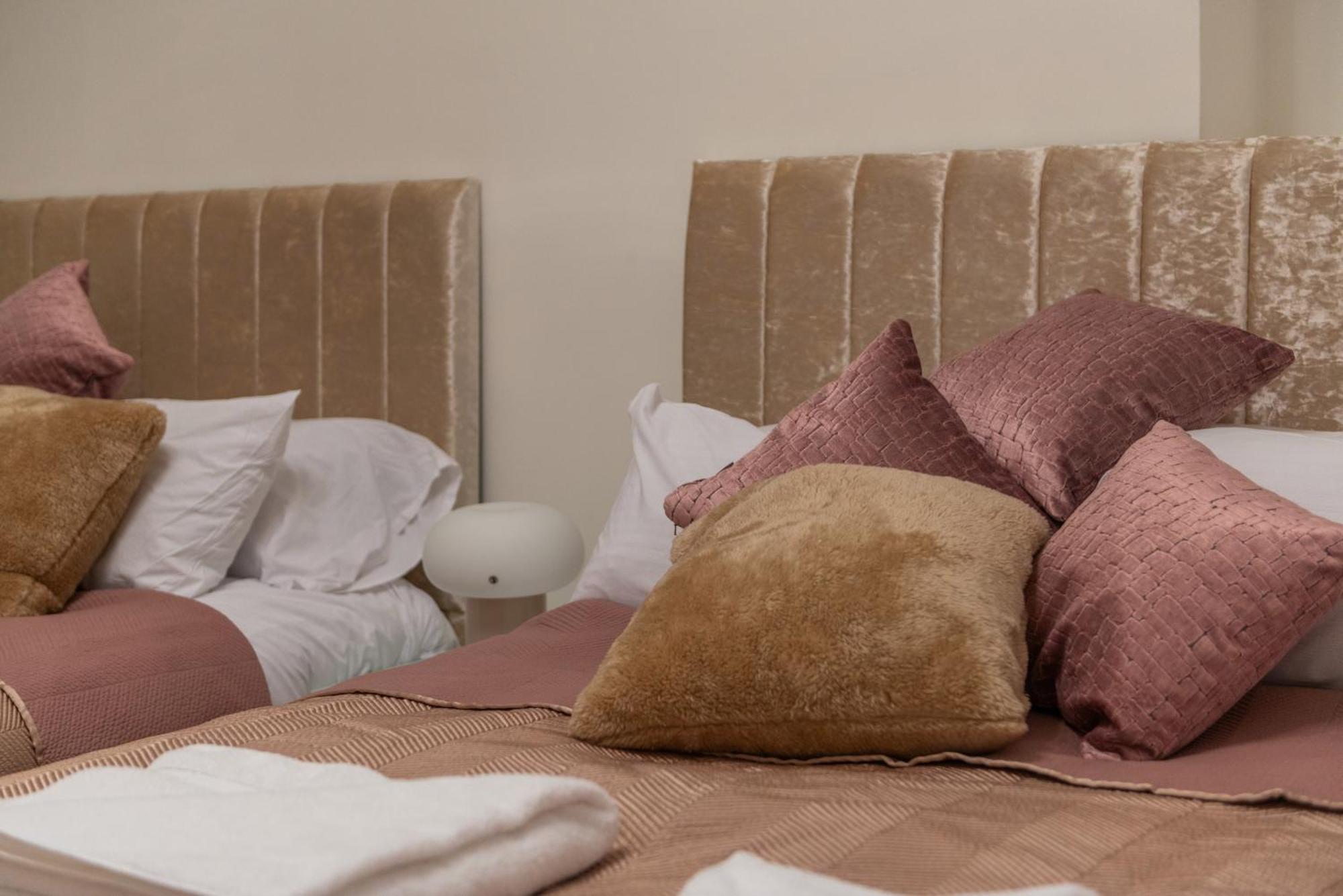 5H Modern Elegance 1-Bedroom City Living In Londra Dış mekan fotoğraf